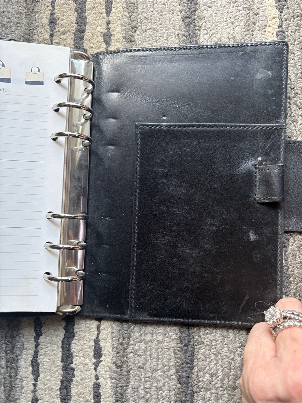 Kate Spade - Vintage 6-ring Pocket Planner in Black Nylon-Excellent Condition! - Picture 4 of 8